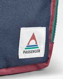 Travel Recycled Wash Kit - Samba/ Deep Navy