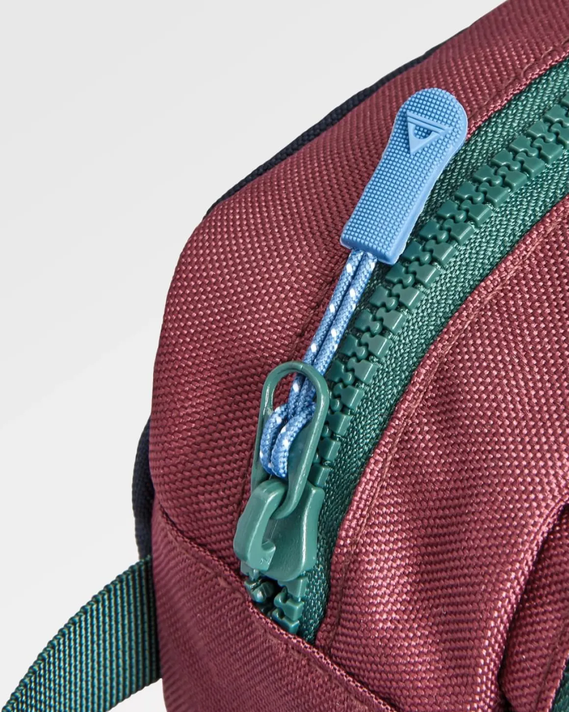 Travel Recycled Wash Kit - Samba/ Deep Navy