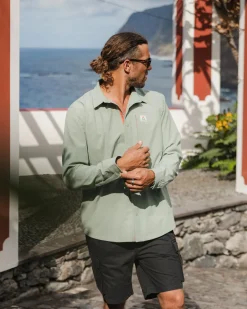 Traveler Long Sleeve Shirt - Pistachio