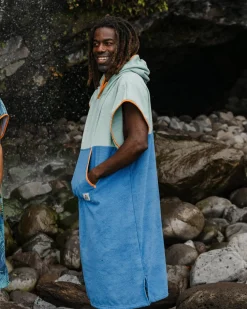 Tulum Recycled Towel Poncho - Surf Spray/ Moonlight Blue