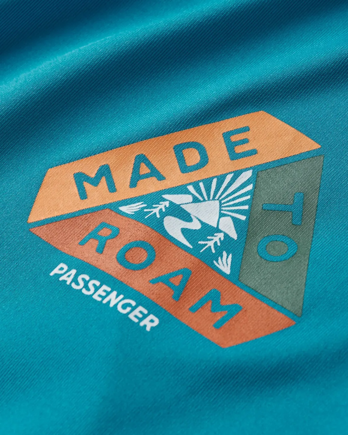 Twist Recycled Active Tank Top - Blue Pool