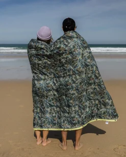 Van Recycled Ripstop Blanket - Abstract Seaweed Pistachio