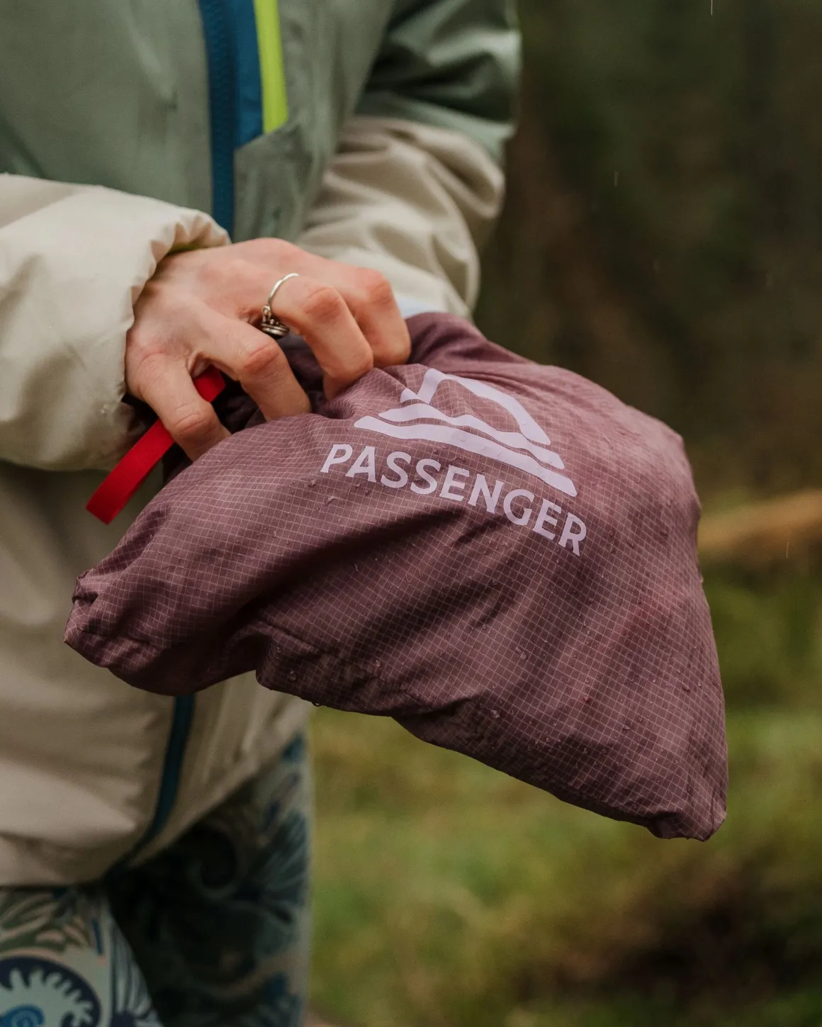 Viento Recycled Windshell Pullover - Lilac Mist/Grape