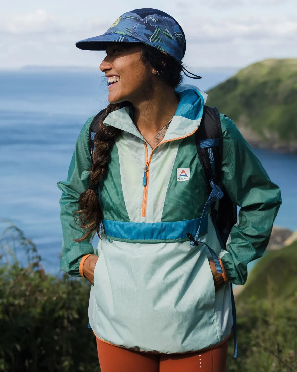 Viento Recycled Windshell Anorak - Surf Spray/Deep Sea