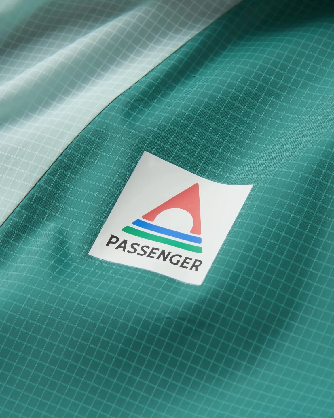 Viento Recycled Windshell Anorak - Surf Spray/Deep Sea