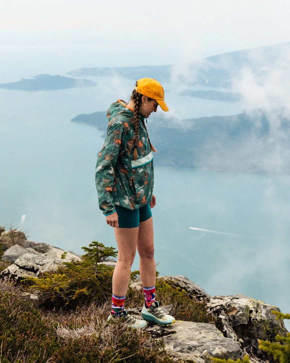 Viento Recycled Windshell Anorak - Palm Camo Deep Sea