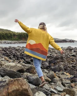 Vista Recycled Knitted Sweater - Amber Gold