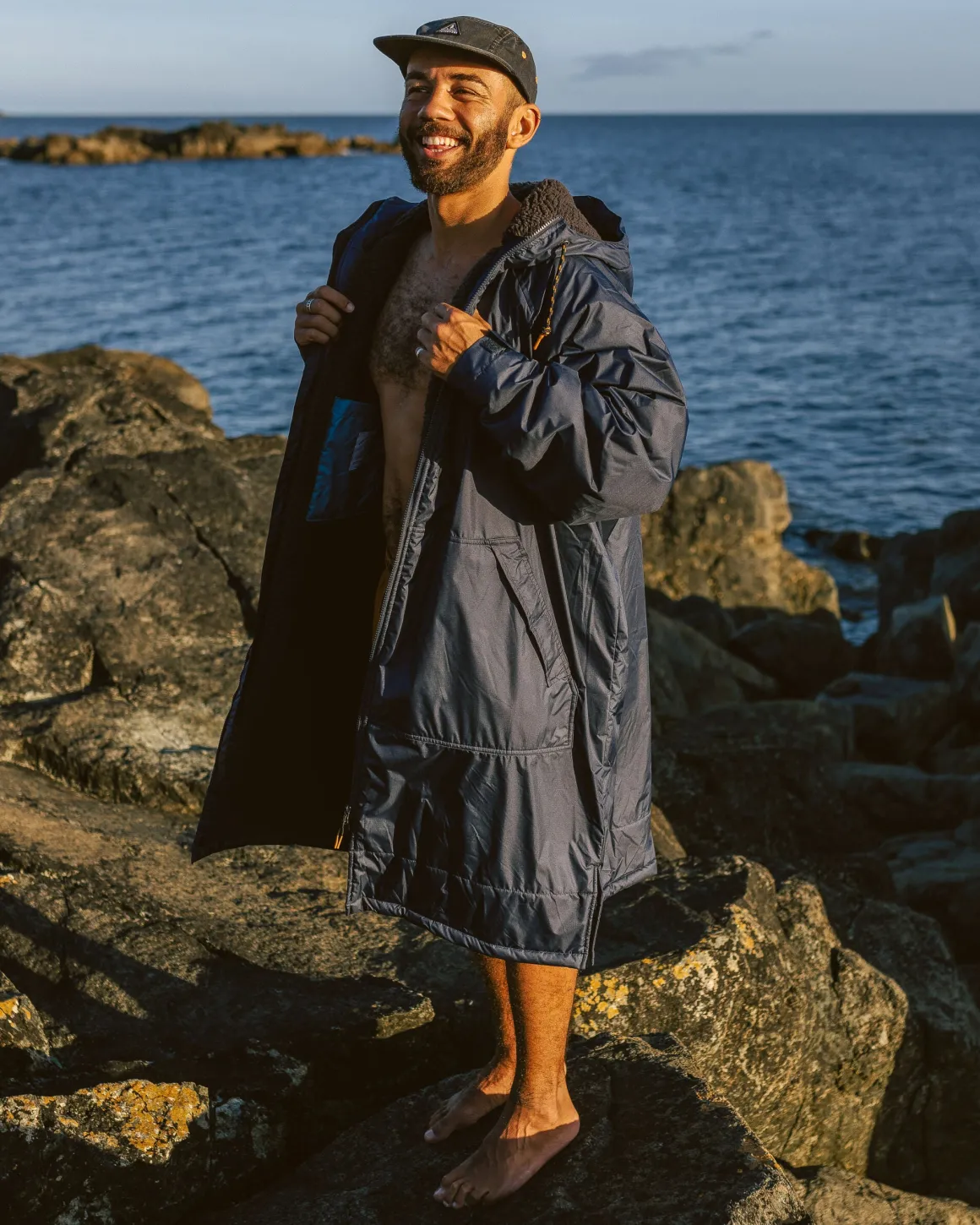 Waves Recycled Sherpa Lined Changing Robe - Rich Navy