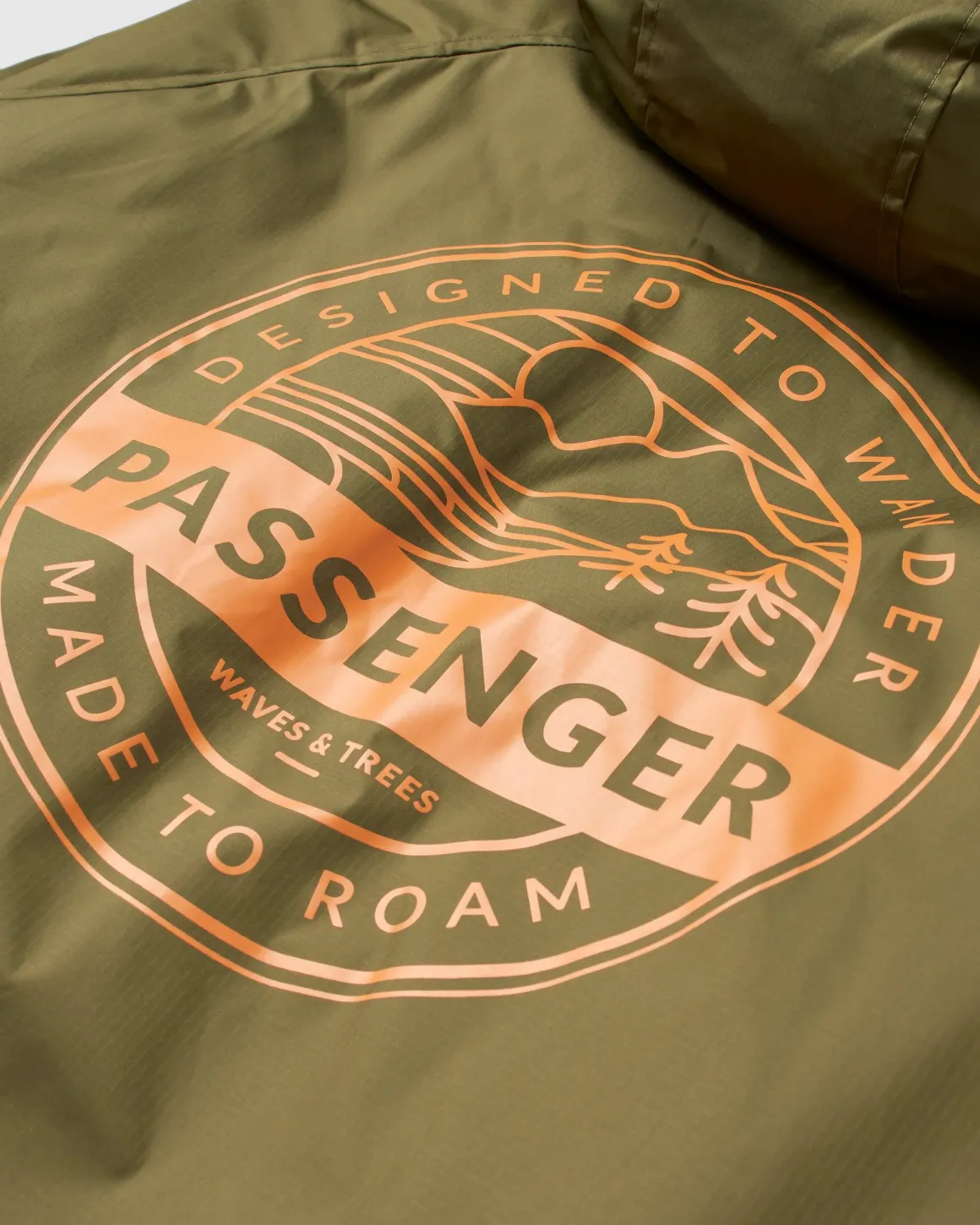 Waves Recycled Sherpa Lined Changing Robe - Khaki Green