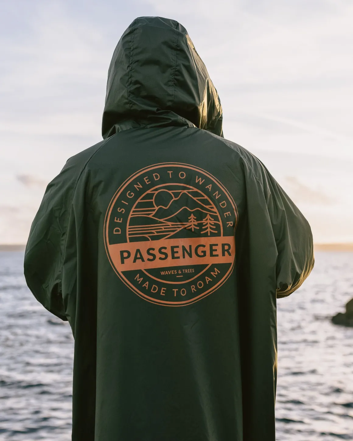 Waves Recycled Sherpa Lined Changing Robe - Khaki Green