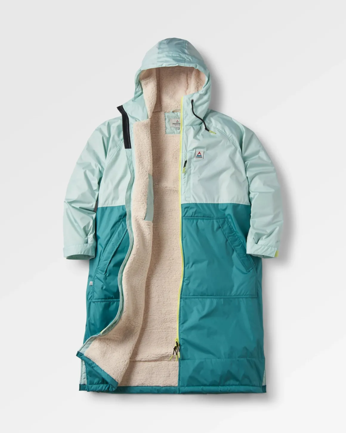 Waves Recycled Sherpa Lined Changing Robe - Surf Spray/Deep Sea