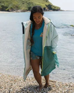 Waves Recycled Sherpa Lined Changing Robe - Surf Spray/Deep Sea
