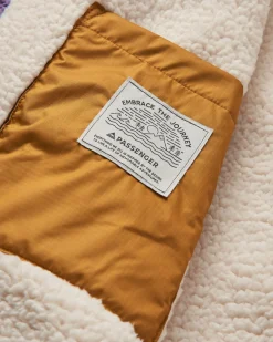 Waves Recycled Sherpa Lined Changing Robe - Deep Blue Camo Pattern