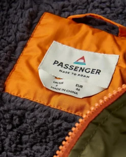 Waves Recycled Sherpa Lined Changing Robe - Black/Khaki Green